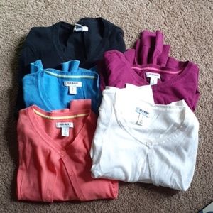 Crop cardigan with 3/4 length sleeves